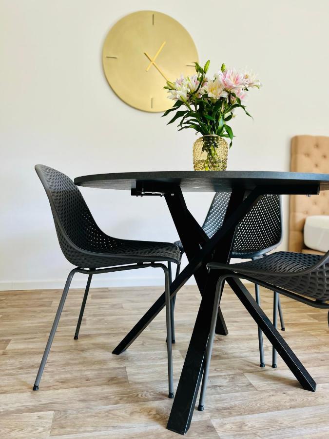 Apartman Mikulov Garden Eksteriør billede